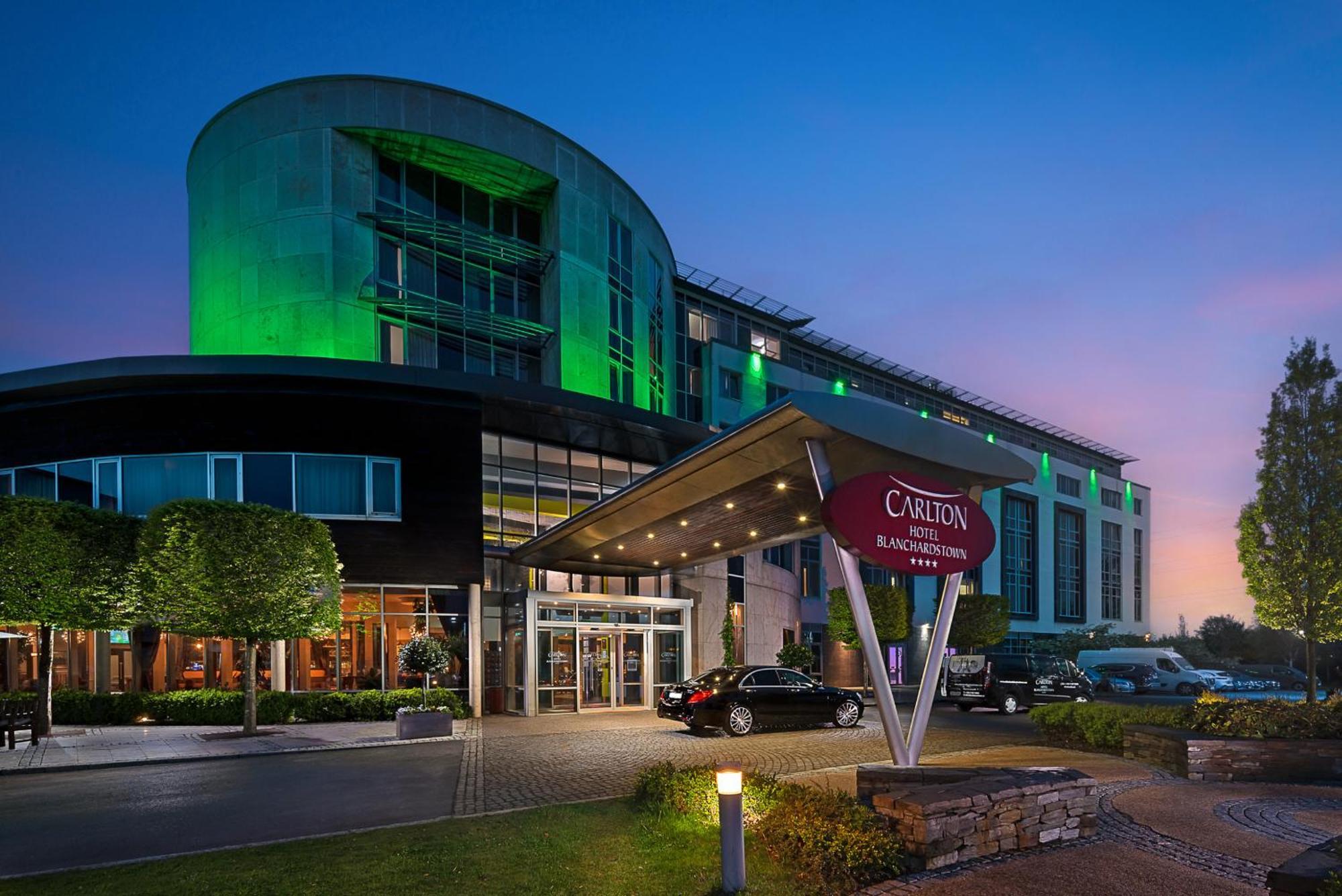 Carlton Hotel Blanchardstown Exteriör bild