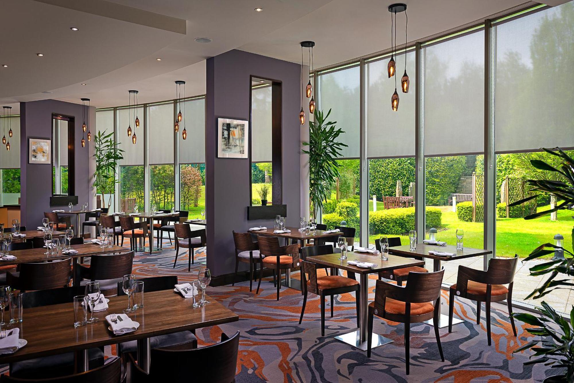 Carlton Hotel Blanchardstown Exteriör bild