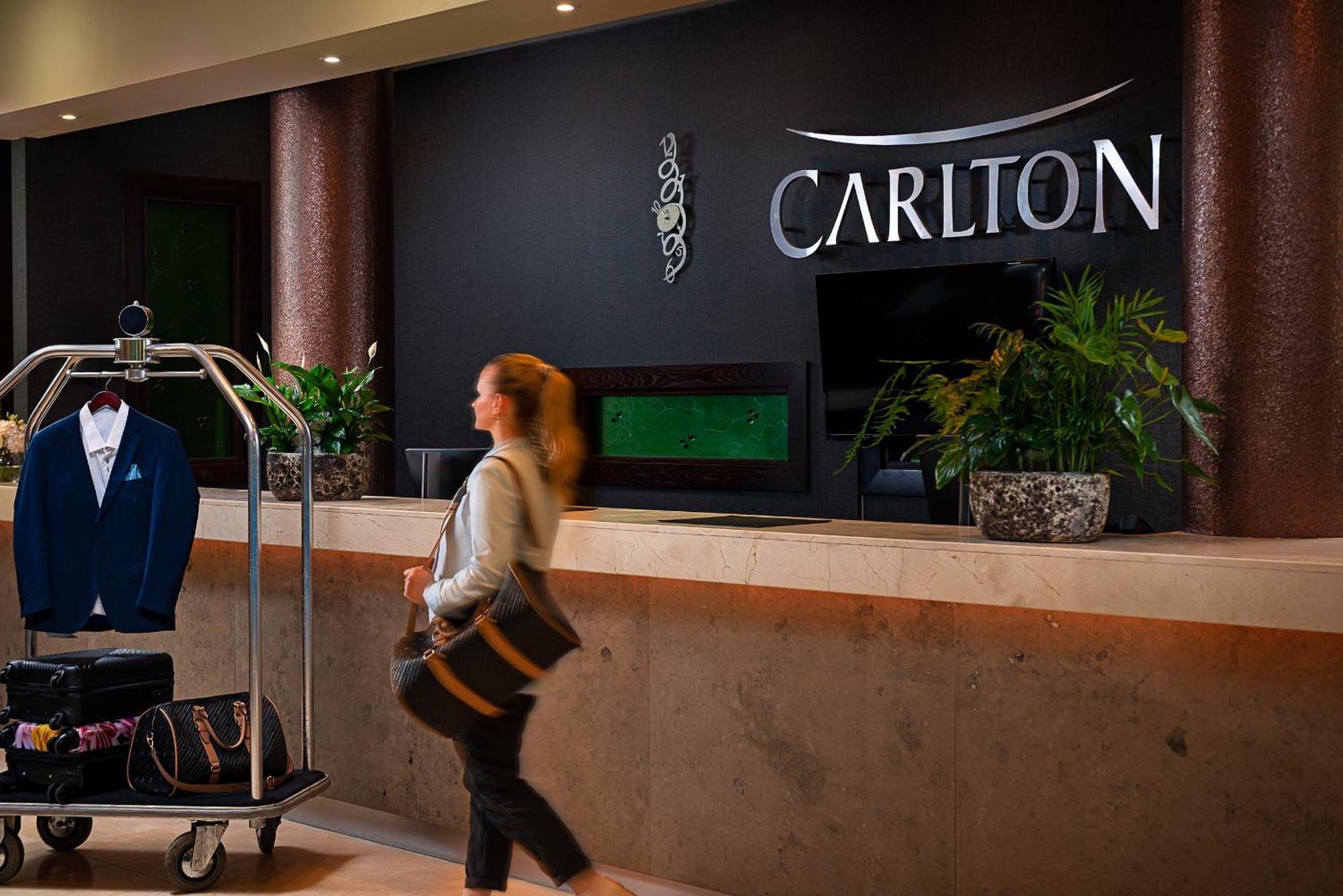 Carlton Hotel Blanchardstown Exteriör bild